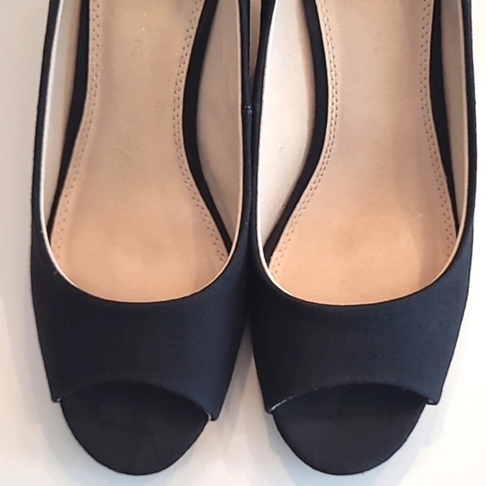Kelly & Katie Kaydena Wedge Sandals Peep Toe Slip On 3 Inch Heel Canvas Shoes 9
